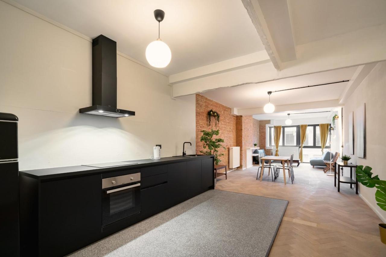 Antwerp City Center Two-Bedroom Apartments エクステリア 写真