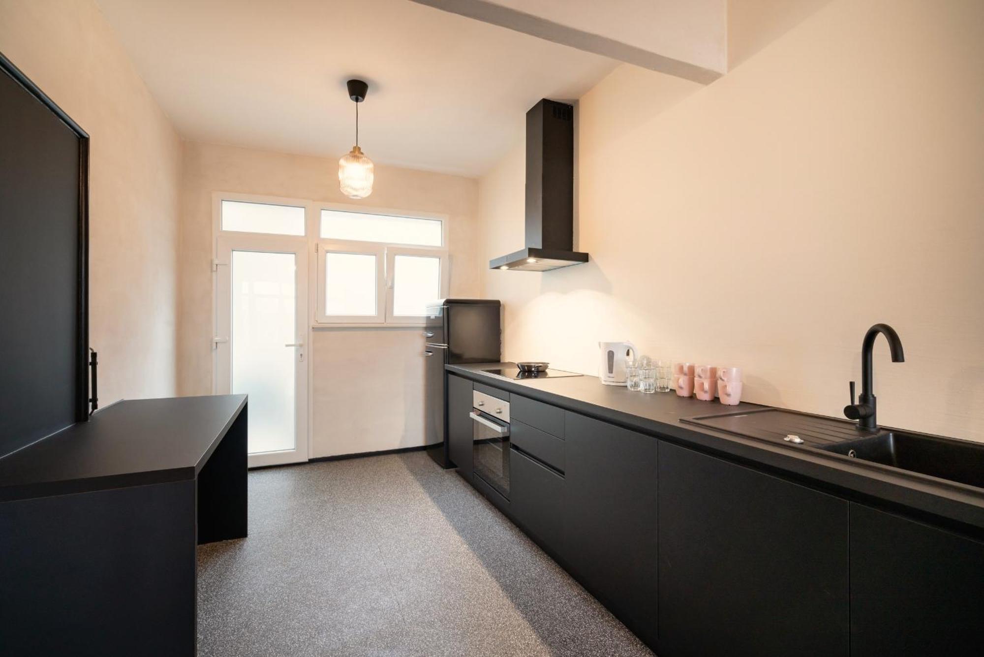 Antwerp City Center Two-Bedroom Apartments エクステリア 写真
