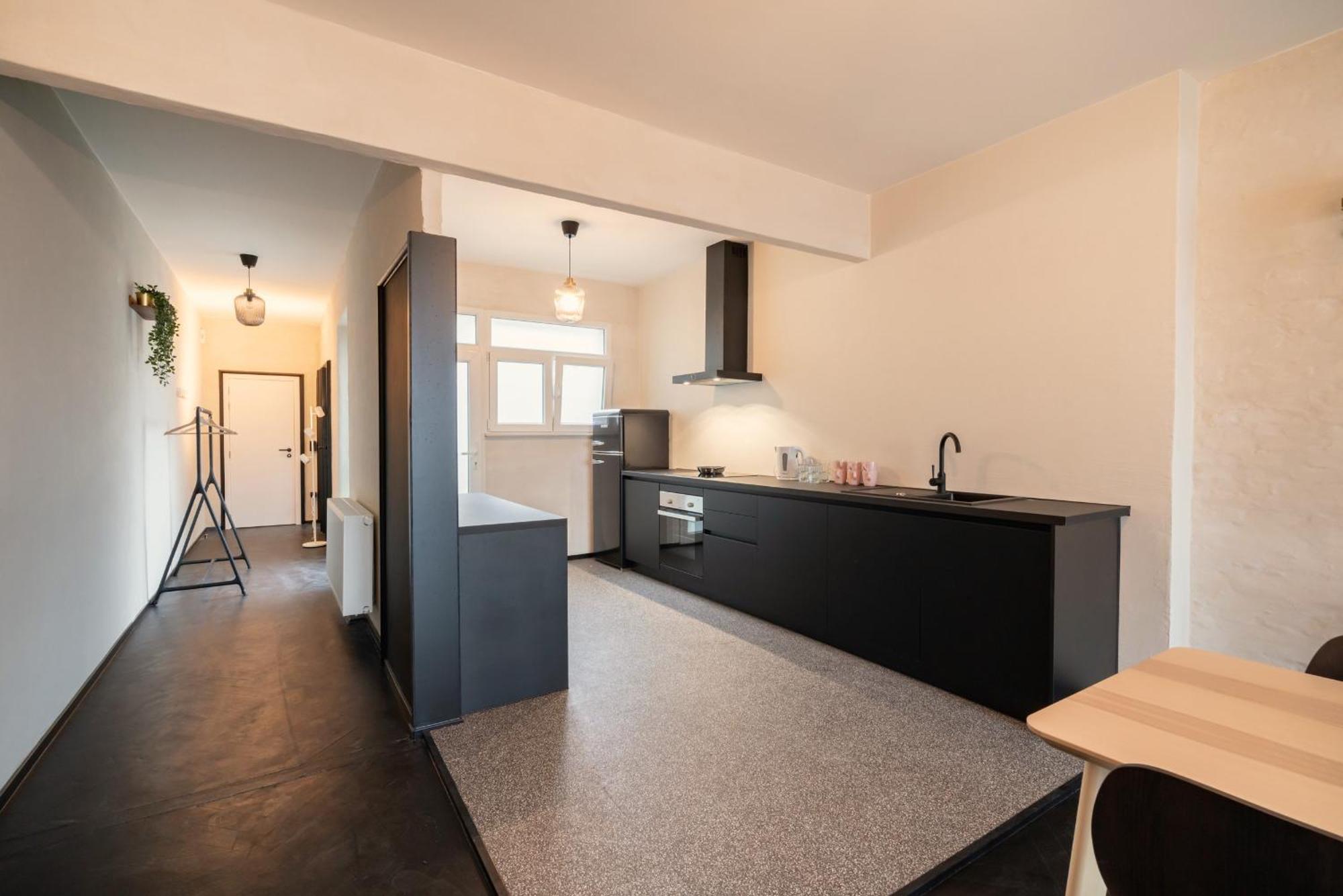 Antwerp City Center Two-Bedroom Apartments エクステリア 写真